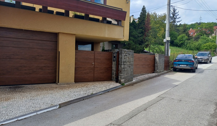 Oplotenie + brána